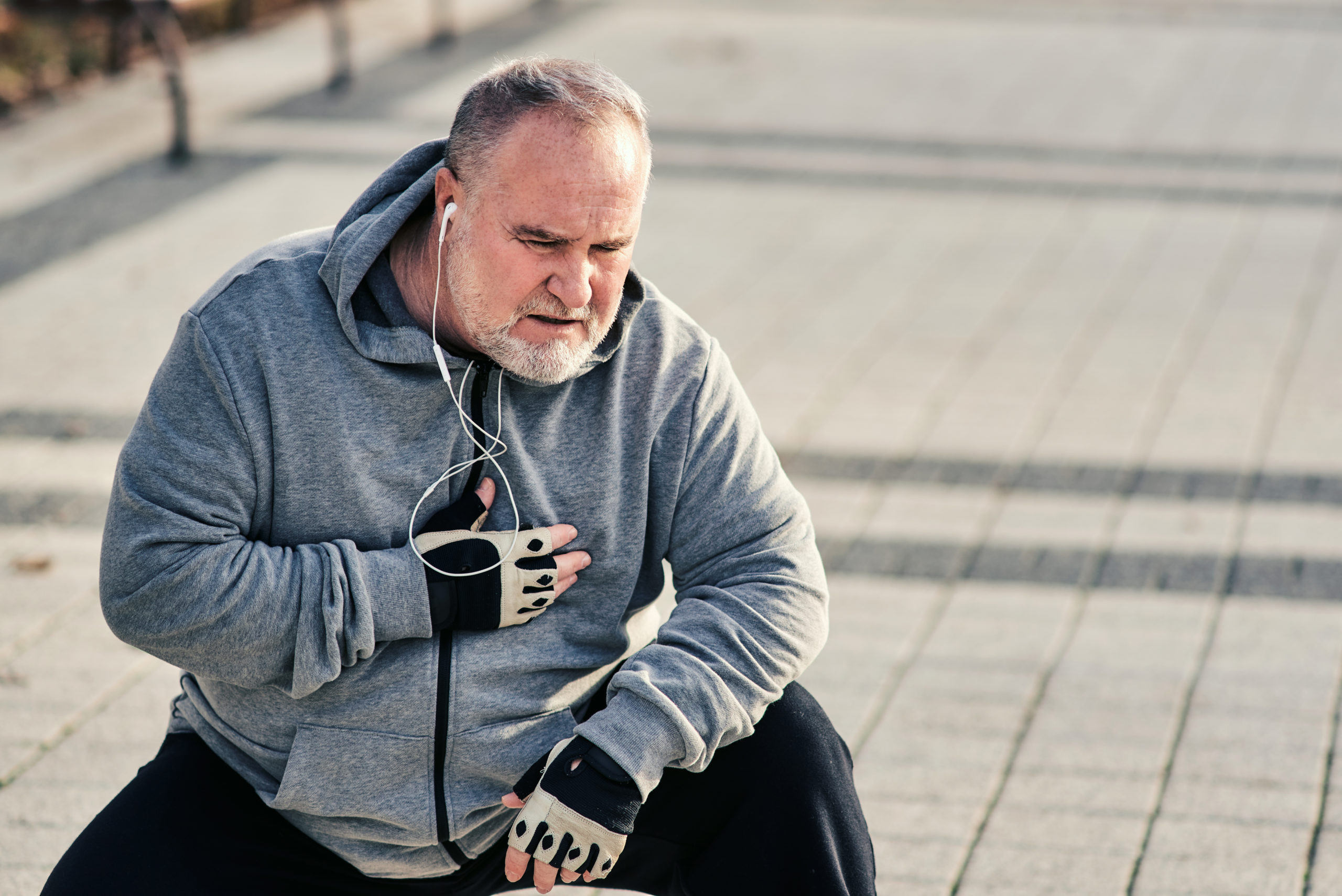 Senior Man Suffering Heart Attack Whilst Jogging Synexus